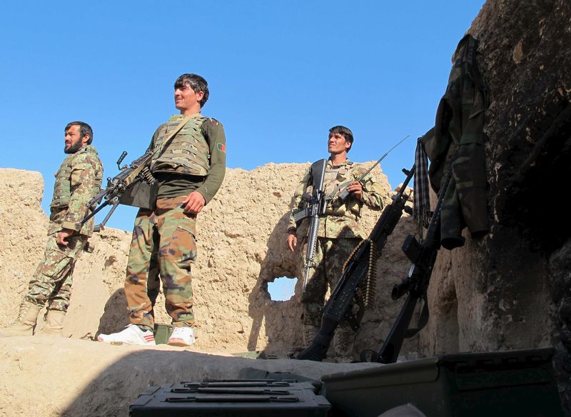 © Reuters. تحليل-القوات الأفغانية تعاني الفوضى والفساد وسوء الإدارة .. وطالبان تتقدم