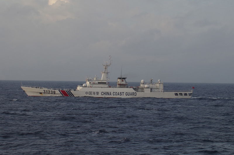 © Reuters. اليابان:سفينة صينية مسلحة دخلت المياه الاقليمية للبلاد