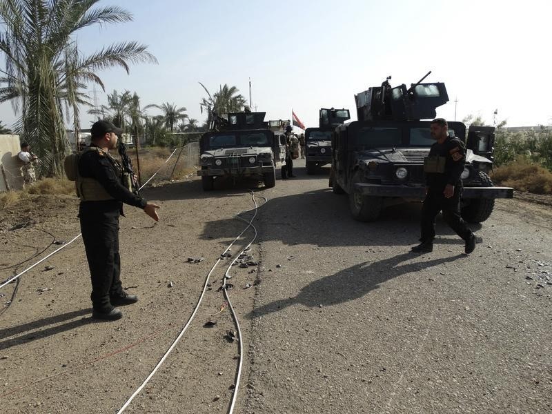 © Reuters. متحدث: القوات العراقية تطوق المجمع الحكومي في الرمادي
