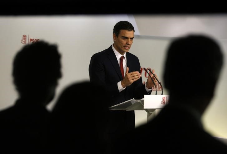 © Reuters. Líder Socialista espanhol, Pedro Sánchez, durante encontro em Madri