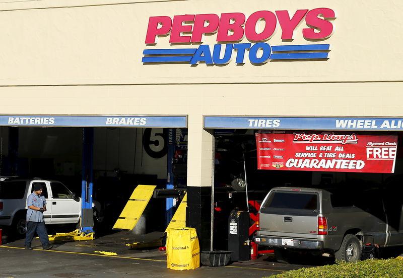 © Reuters. A Pep Boys auto parts store is shown in Encinitas, California