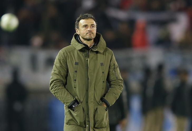 © Reuters. El Barcelona quiere incluso más en 2016, dice Luis Enrique