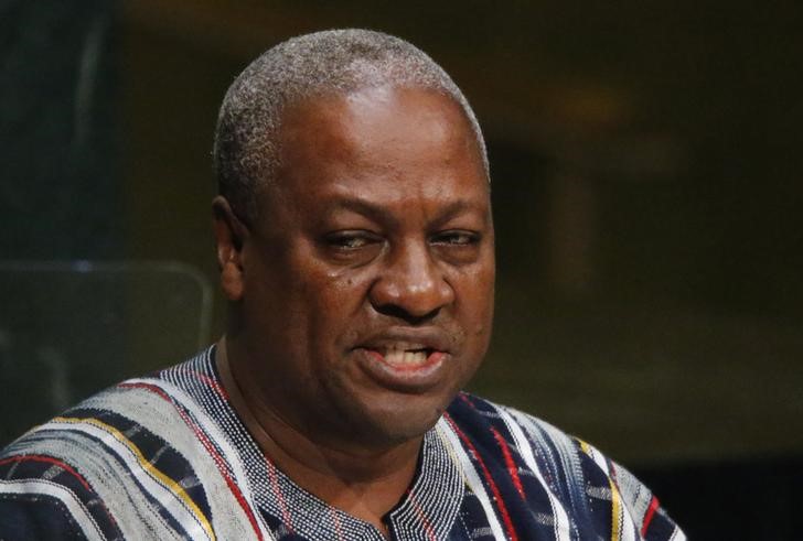 © Reuters. استقالة وزير الطاقة في غانا للاستياء من معالجته لأزمة الكهرباء