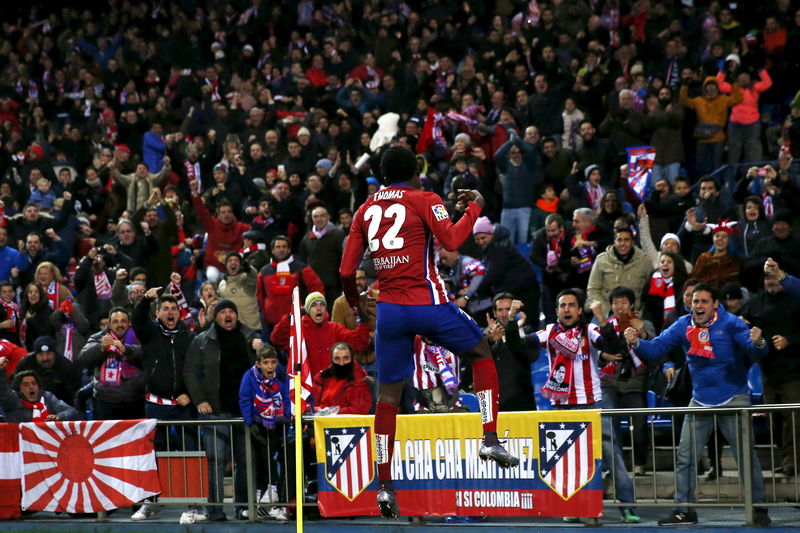 © Reuters.  Thomas Teye Partey del Atlético de Madrid celebra su gol durante un partido contra el Levante en la capital española