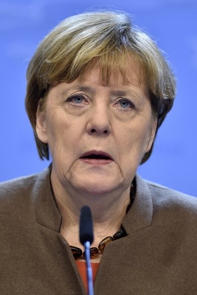 © Reuters. La crisis de los refugiados podría agitar el panorama político alemán en 2016