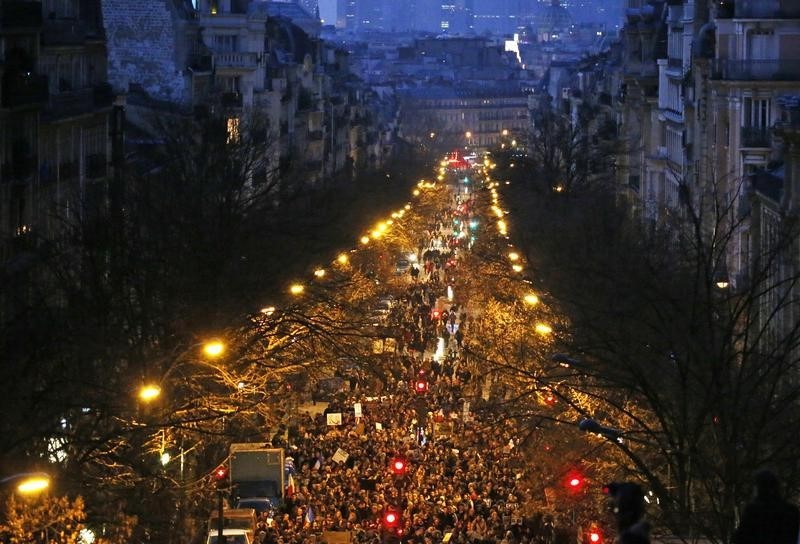 © Reuters. فرنسا تستعد لإحياء الذكرى الأولى للهجوم على صحيفة شارلي إبدو