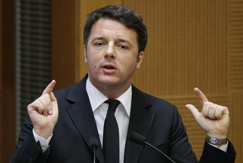 © Reuters. Il premier Matteo Renzi