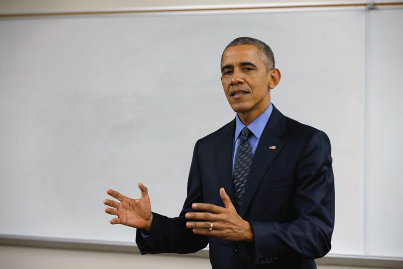 © Reuters. أوباما يحتكم للرأي العام في قضية الأسلحة النارية