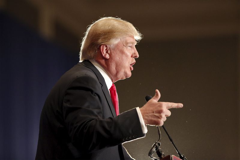 © Reuters. Pré-candidato republicano Donald Trump durante discurso na Carolina do Sul