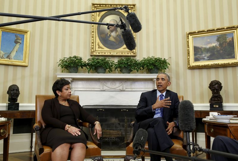© Reuters. ادارة أوباما تعلن اجراءات للسيطرة على الاسلحة