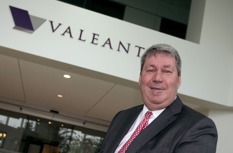 © Reuters. File photo of Michael Pearson, chairman of the board and chief executive officer of Valeant Pharmaceuticals International Inc, posing following their annual general meeting in Laval