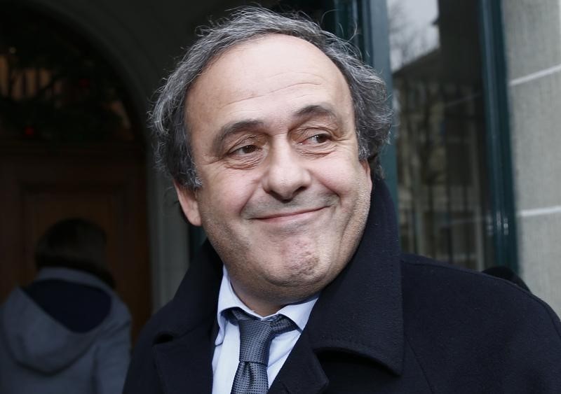 © Reuters. UEFA President Platini arrives for hearing at Court of Arbitration for Sport in Lausanne
