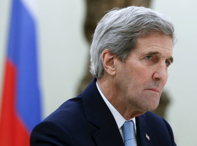 © Reuters. Secretário de Estado dos Estados Unidos, John Kerry, durante visita a Moscou, em dezembro 