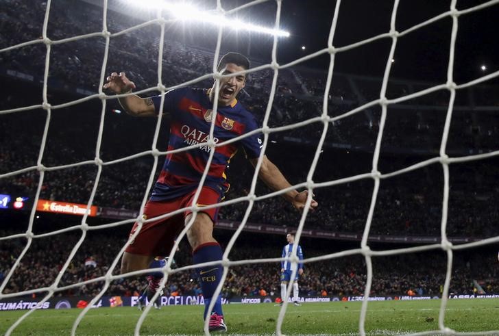 © Reuters. إيقاف سواريز لمباراتين في كأس ملك اسبانيا بعد أحداث مباراة اسبانيول