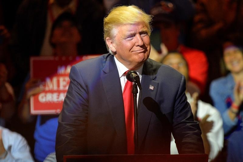 © Reuters. Candidato republicano à Presidência dos Estados Unidos, Donald Trump, durante comício em Cincinnati