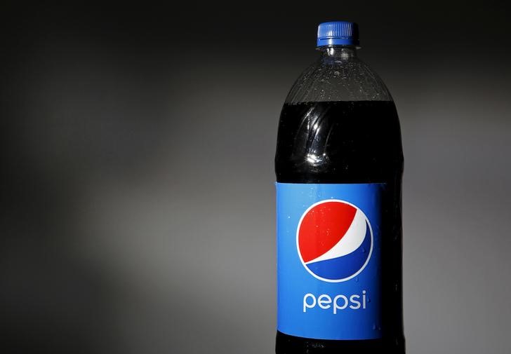 © Reuters. File photo illustration of a bottle of Pepsi