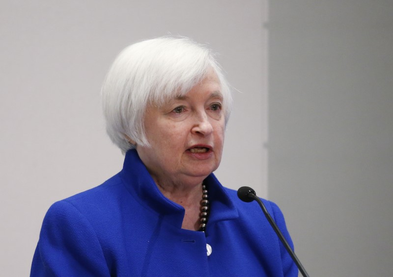 © Reuters. U.S. Federal Reserve Chair Janet Yellen speaks at a conference hosted by the Federal Reserve Bank of Boston in Boston