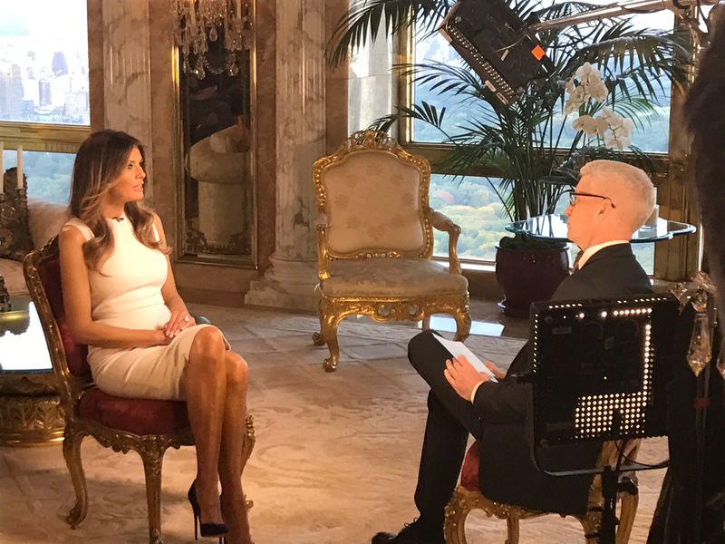 © Reuters. Melania Trump sits down with CNN television host Anderson Cooper during an exclusive interview in New York
