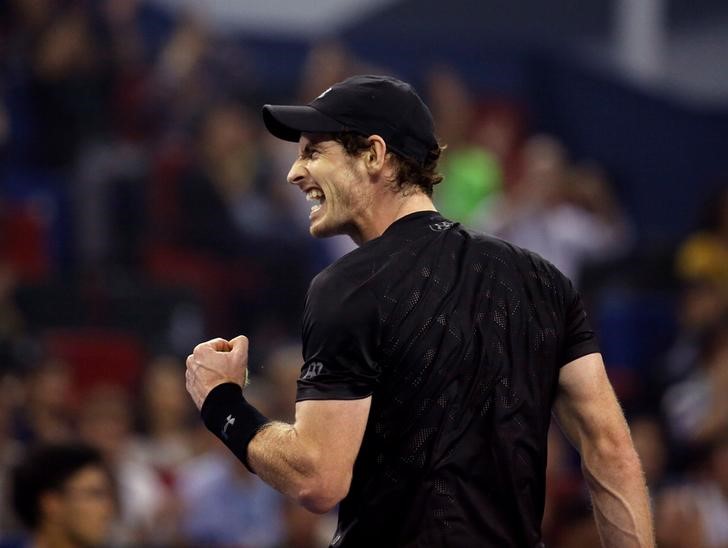 © Reuters. Tennis - Shanghai Masters tennis tournament final - Roberto Bautista Agut of Spain v Andy Murray of Britain