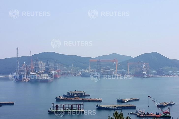 © Reuters. Daewoo Shipbuilding & Marine Engineering’s shipyard is seen in Geoje