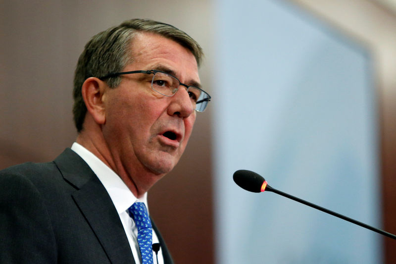 © Reuters. U.S. Defense Secretary Carter speaks at the Center for Strategic and International Studies in Washington