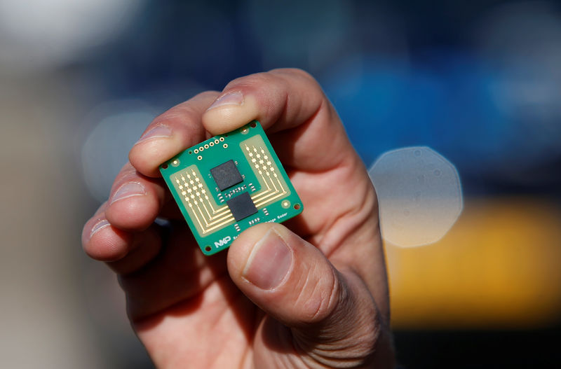 © Reuters. Radar module by NXP is pictured after news conference by NXP and DAF in Munich