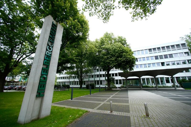 © Reuters. The headquarters of HeidelbergCement are pictured in Heidelberg