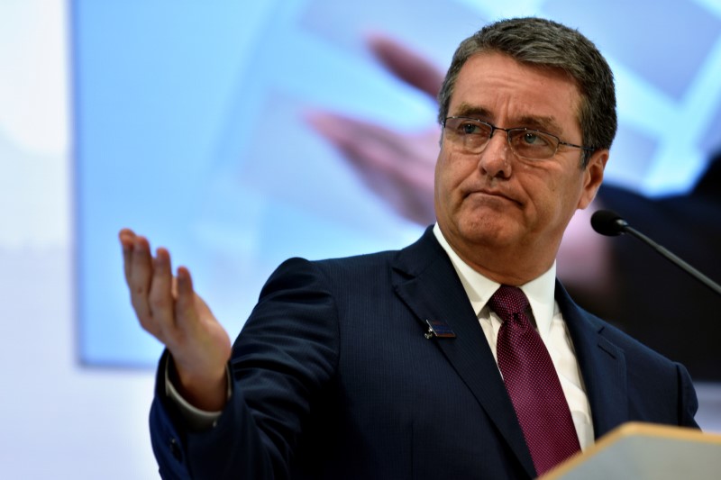 © Reuters. World Trade Organization Director-general Roberto Azevedo speaks at the annual meetings of the IMF and World Bank Group in Washington
