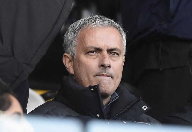 © Reuters. Manchester United manager Jose Mourinho looks on from the stands