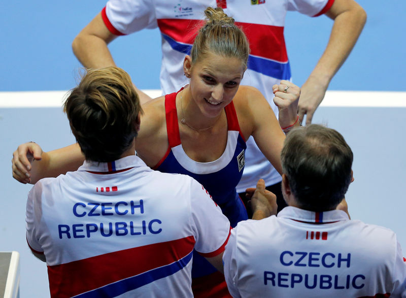 © Reuters. Tennis- Fed Cup 2016 Final