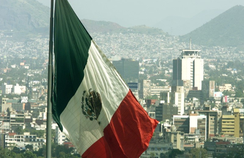 © Reuters. HSBC ET SANTANDER REVOIENT EN BAISSE LA CROISSANCE AU MEXIQUE