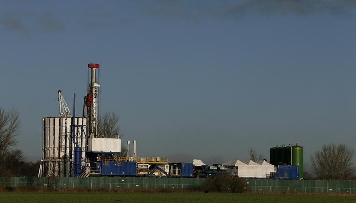 © Reuters. The IGas Energy exploratory gas drilling site is seen at at Barton Moss near Manchester in northern England