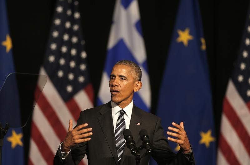 © Reuters. OBAMA FAIT L'ÉLOGE DE LA DEMOCRATIE EN GRÈCE