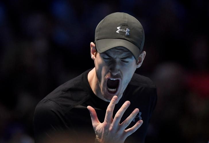 © Reuters. Murray llega a la final de la ATP tras vencer a Raonic