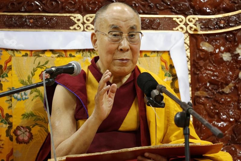 © Reuters. الصين: زيارة الدلاي لاما لمنغوليا قد تضر بالعلاقات