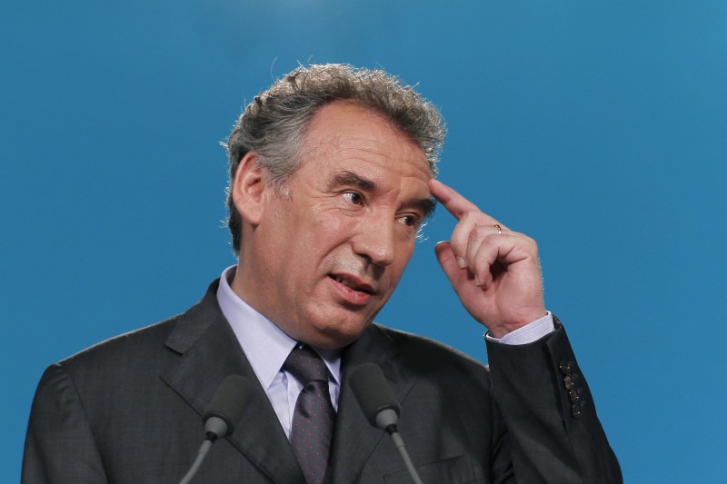 © Reuters. FRANÇOIS BAYROU N'EXCLUT PAS DE SE PRÉSENTER À LA PRÉSIDENTIELLE