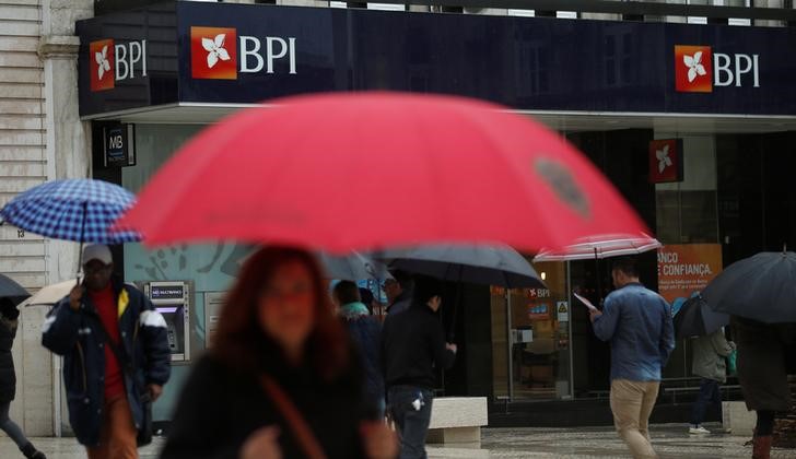 © Reuters. Caixabank podría afrontar una disputa legal en OPA por BPI