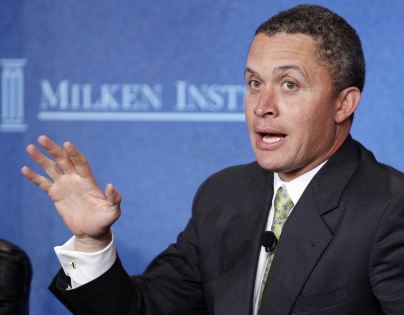 © Reuters. Ford Jr. takes part in panel discussion titled "Dear Washington, Please Make Government Work Again. Sincerely, America" at Milken Institute Global Conference in Beverly Hills