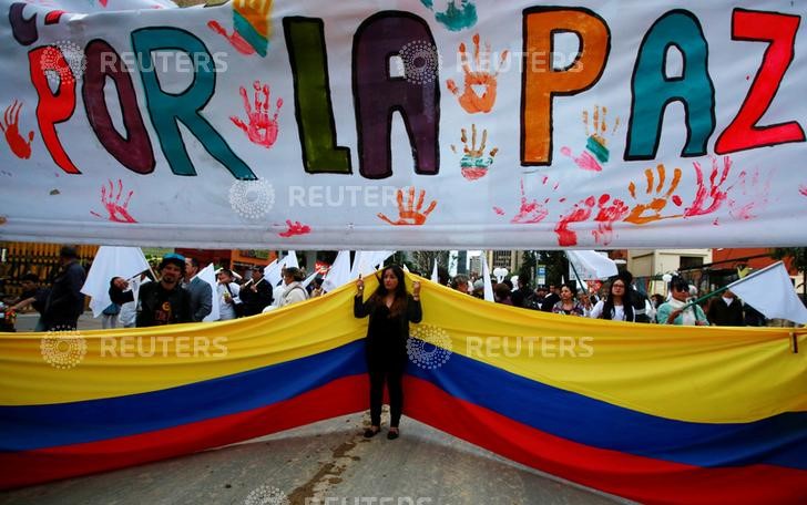 © Reuters. Colombia y las FARC firmarán el jueves un nuevo acuerdo de paz