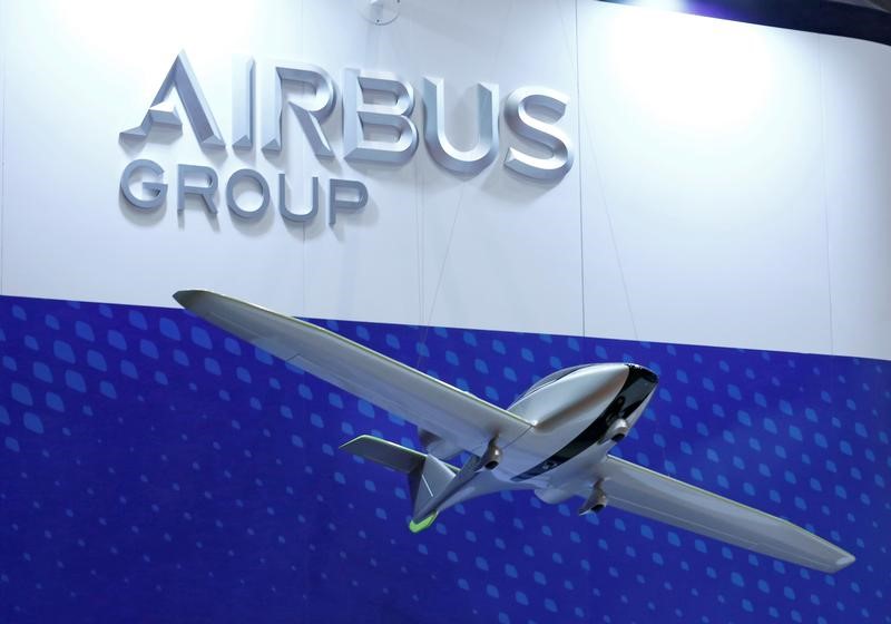 © Reuters. Sindicatos calculan más de 1.000 empleos en peligro por reestructuración en Airbus