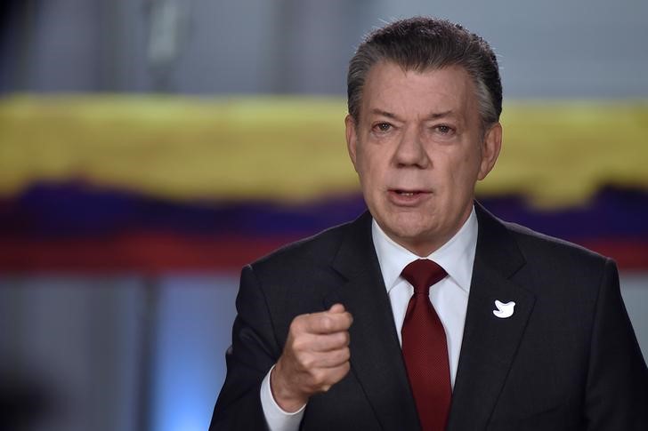 © Reuters. Presidente da Colômbia, Juan Manuel Santos, faz pronunciamento em Bogotá