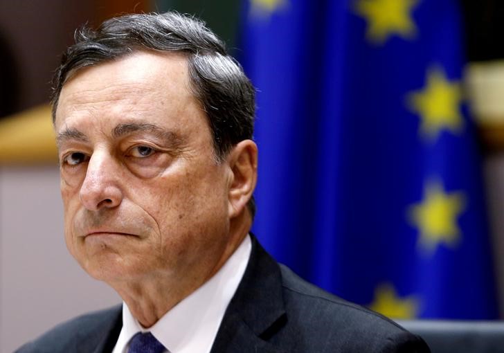 © Reuters. La recuperación de la eurozona continuará gracias al estímulo del BCE: Draghi