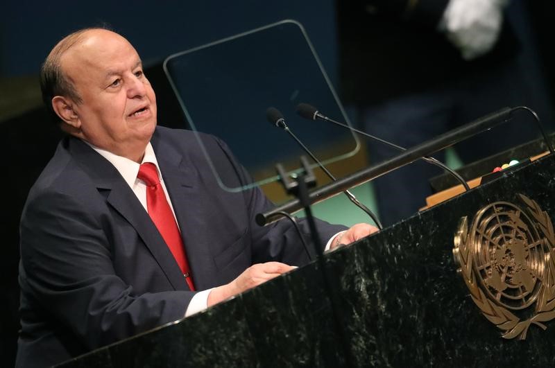 © Reuters. President Abdrabuh Mansour Hadi Mansour of Yemen addresses the 71st United Nations General Assembly in New York