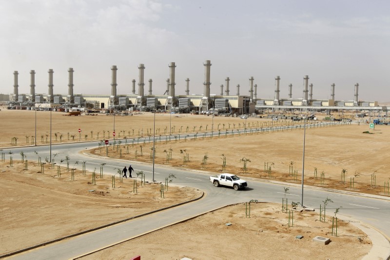 © Reuters. بيانات: السعودية تصبح مستوردا خالصا لزيت الوقود للمرة الثالثة