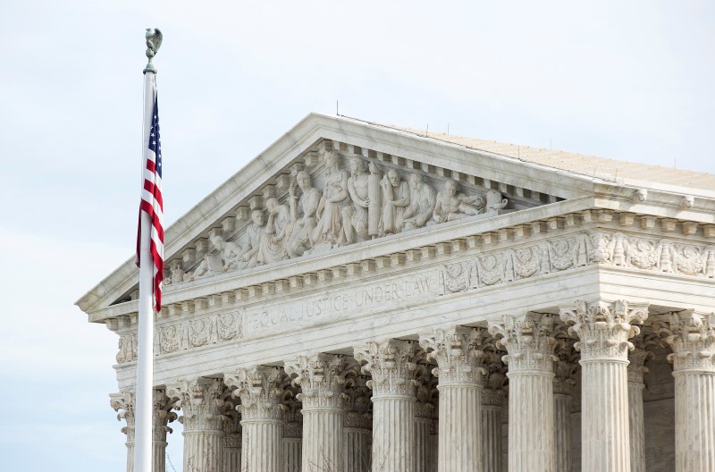 © Reuters. The Supreme Court is pictured in Washington