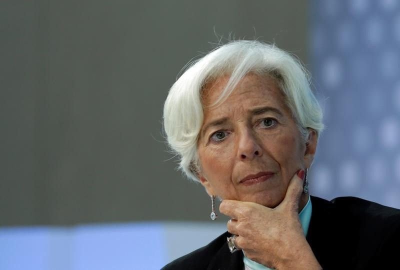 © Reuters. CHRISTINE LAGARDE EN SIMPLE CONGÉ DU FMI LORS DE SON PROCÈS