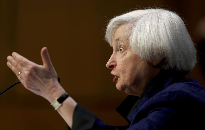 © Reuters. U.S. Federal Reserve Board Chair Yellen testifies before Congress on Capitol Hill in Washington