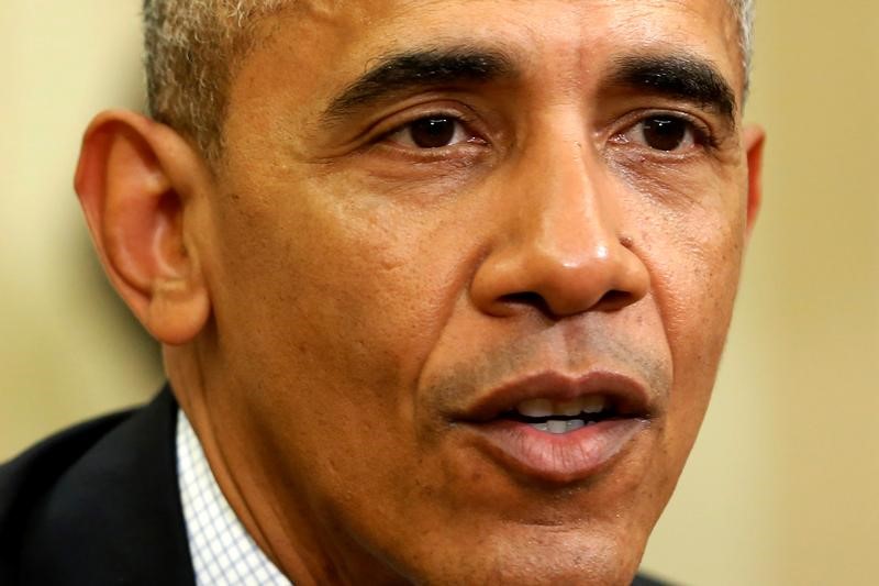 © Reuters. مسؤولون: أوباما لن يتخذ على الأرجح إجراء بشأن عملية السلام بالشرق الأوسط