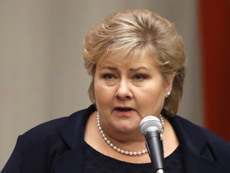 © Reuters. Prime Minister Erna Solberg of Norway speaks during a high-level meeting on addressing large movements of refugees and migrants at the United Nations General Assembly in Manhattan, New York
