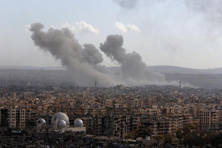 © Reuters. روسيا تسعى لانسحاب كامل للمعارضة من حلب